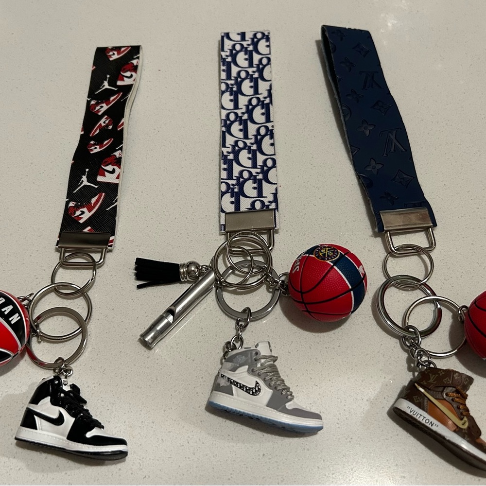 Keychains - Picture 3 of 12